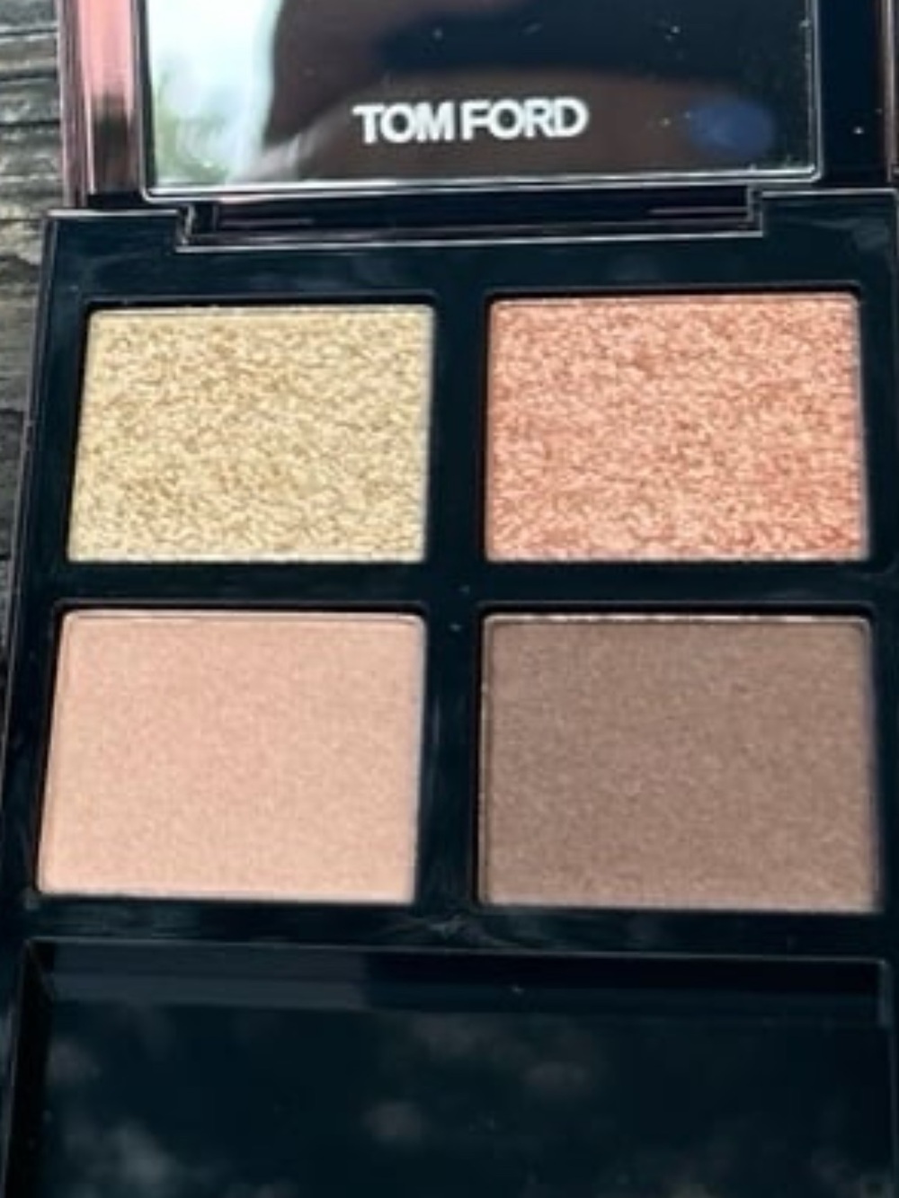 Tom Ford Eyeshadow Quad — GOLDEN MINK (BRAND NEW IN BOX) - Picture 2 of 4